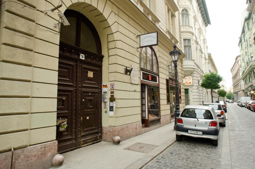 Colors Guest House Budapest Exterior photo